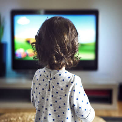 تاثیر تلویزیون بر روی هوش کودکان